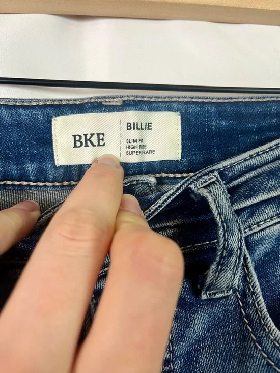 BKE Women's Billie slim fit high rise super flare jeans 28x35.5 - Picture 3 of 14